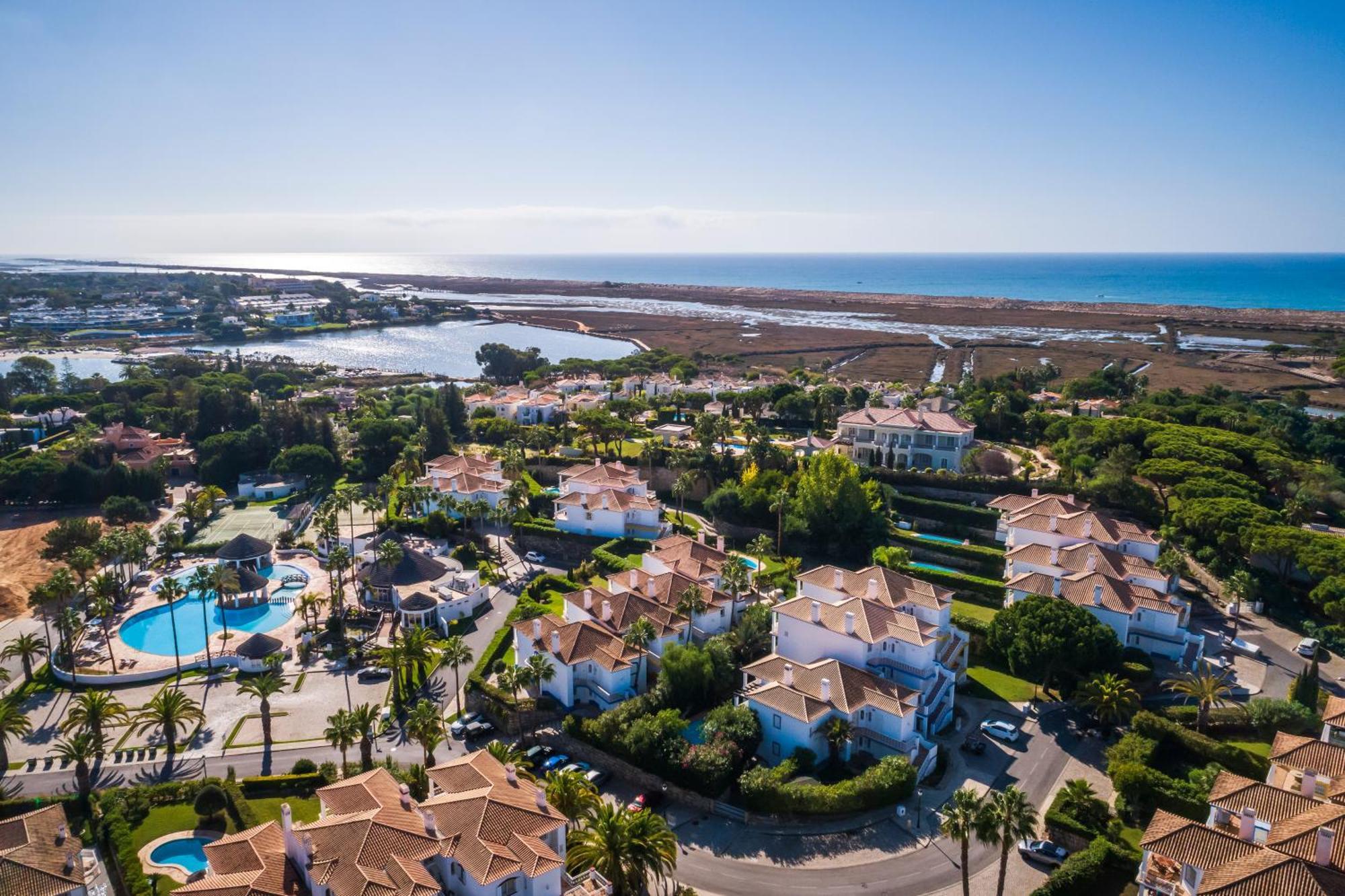 Encosta Do Lago Resort Club Кинта-до-Лаго Экстерьер фото